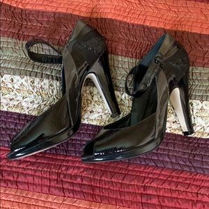Carvela Pin Up Style Pump